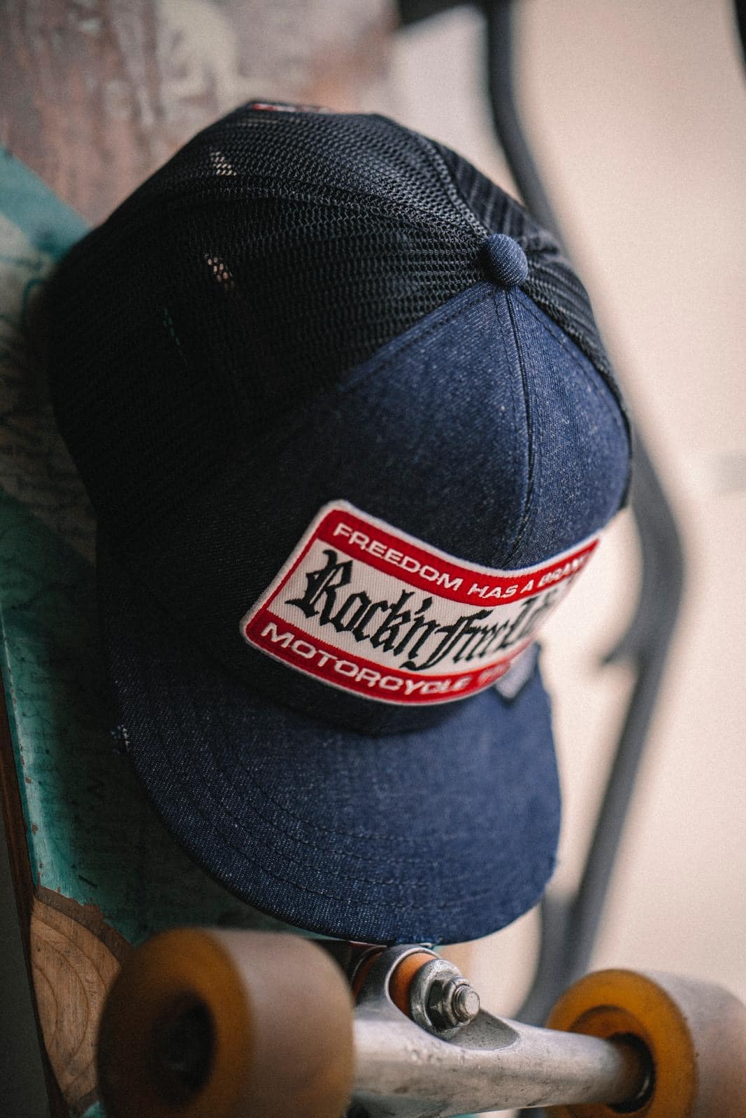 ALONE SNAPBACK - SMALL SIZE