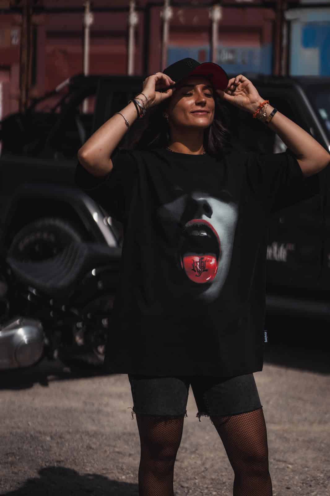 T-SHIRT KISS ME BABY